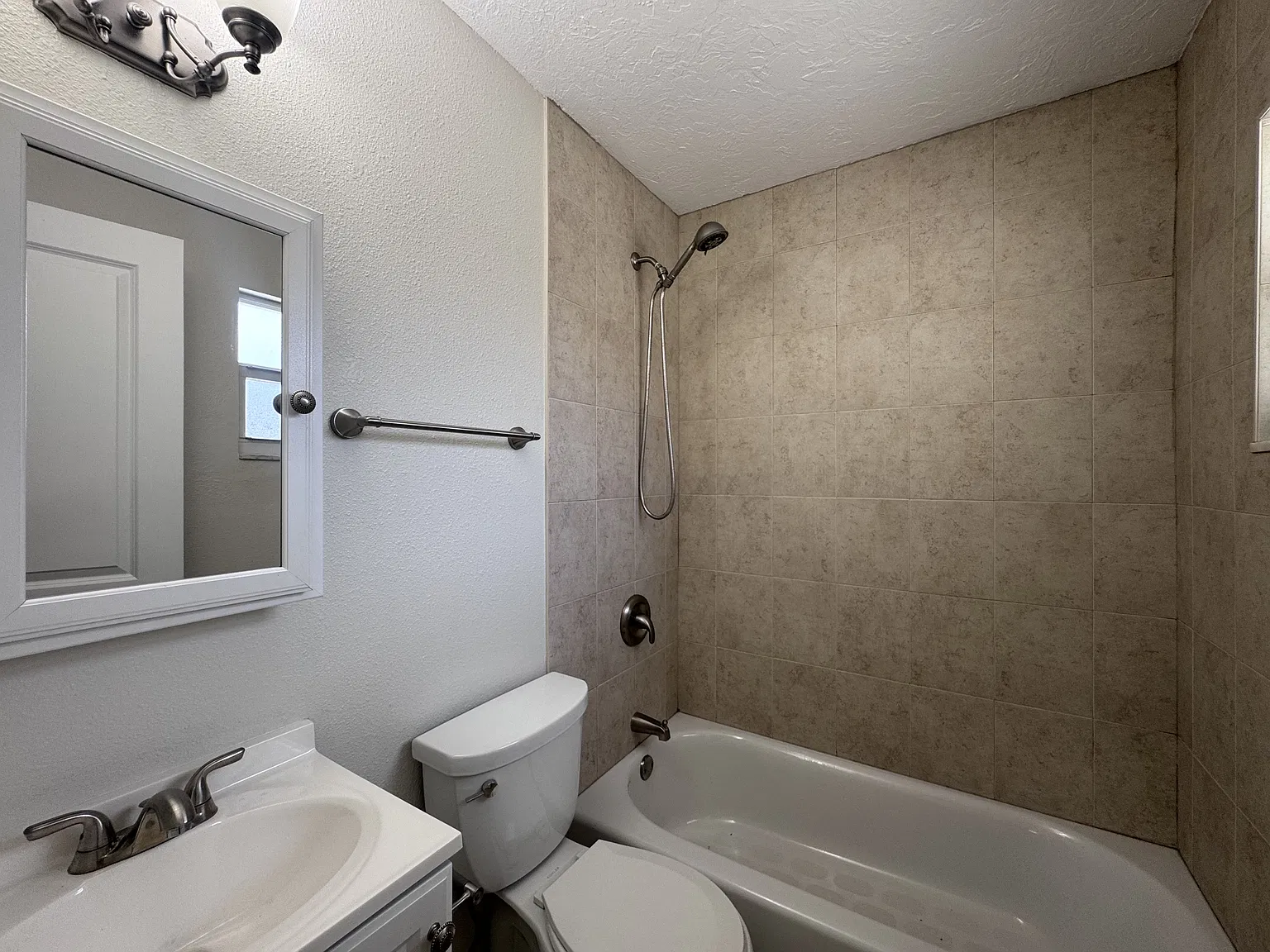 420Palmetto-D - 293-V... — Photo 3