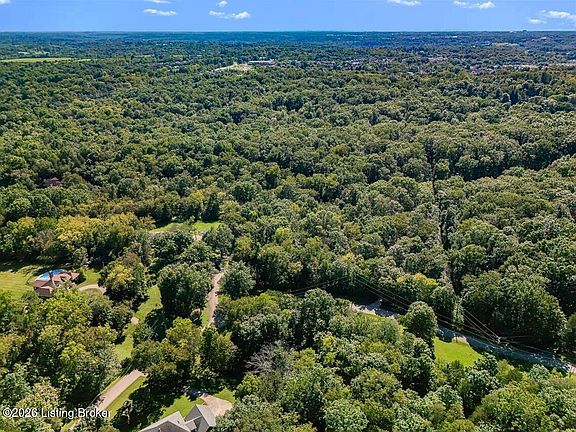 4th image of 17206 Creek Ridge Rd