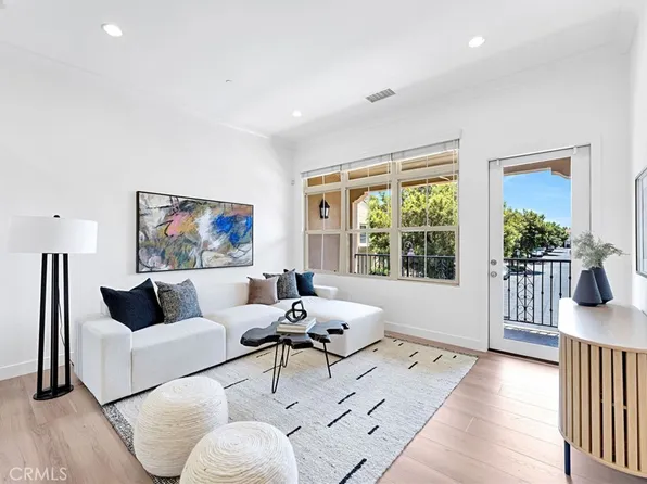 86 Revival, Irvine, CA 92620