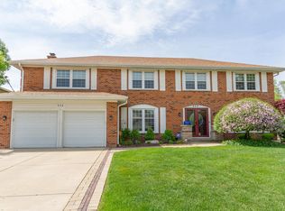 530 Rutgers Ln, Elk Grove Village, IL 60007