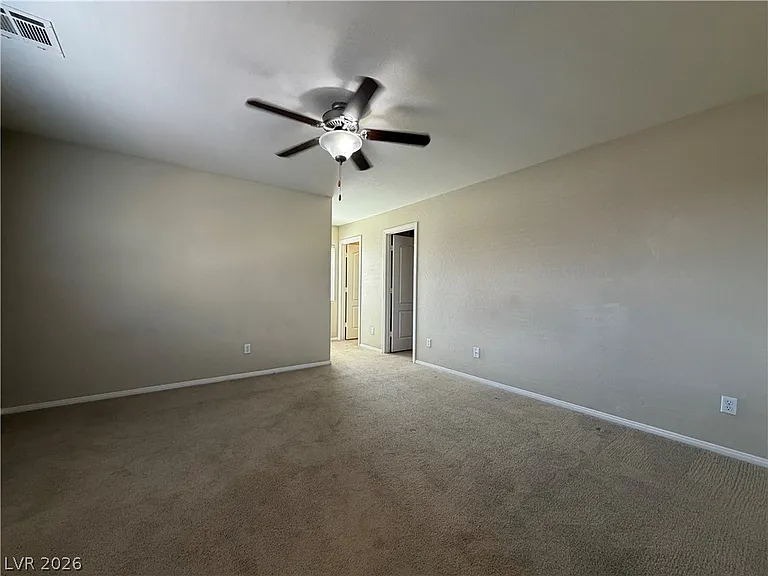 8323 Rygate Ave — Photo 12