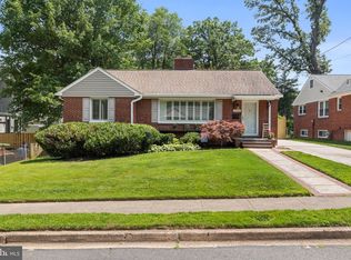 5114 14th St N, Arlington, VA 22205