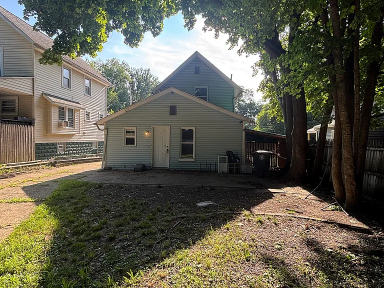 199 Nieman St — Photo 12