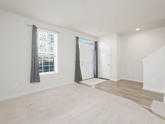 4th image of 3012 Osprey Way