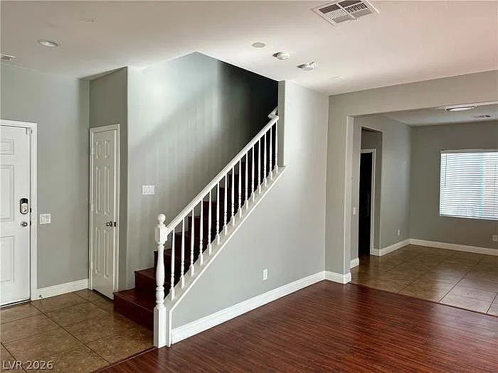 3 bed, 1666 sqft, $2,150 — Photo 3