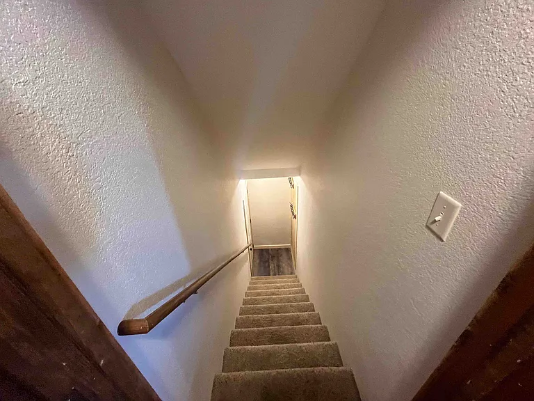 511 N Aspen St — Photo 36