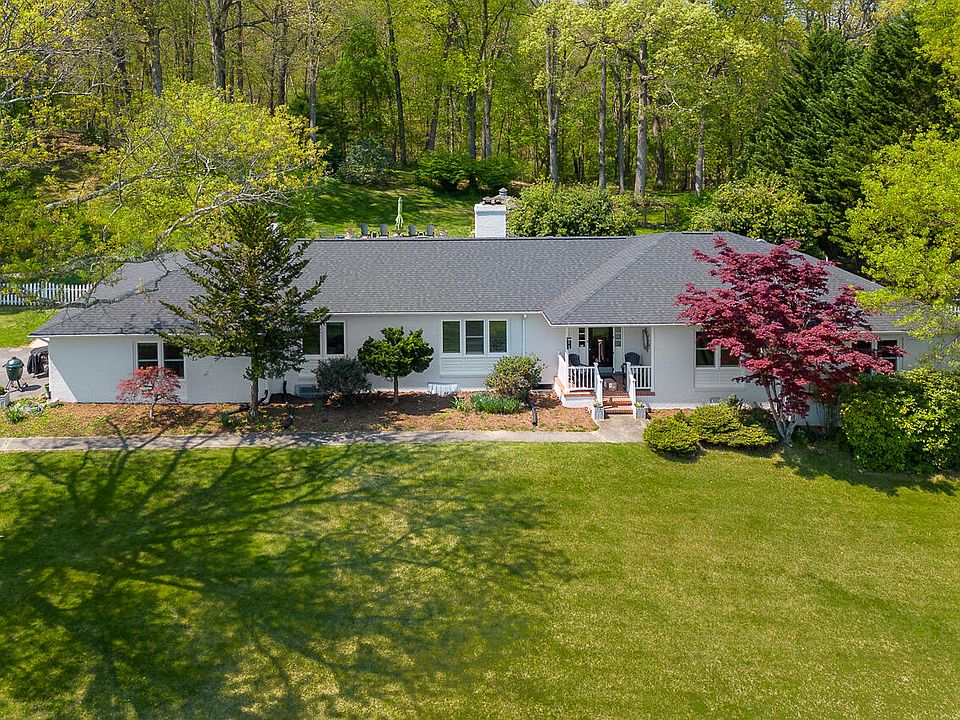 1st image of 115 Shepherd Dr