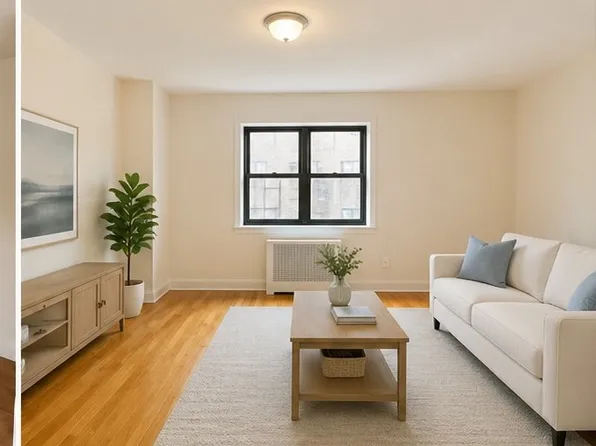20-43 20th St Unit 2C, Astoria, NY 11105