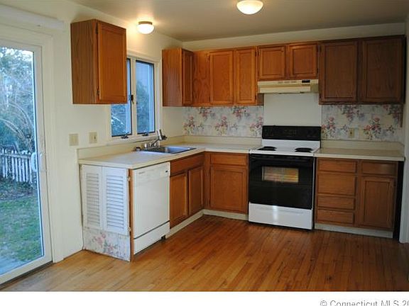 Bright Kitchen with sliders...