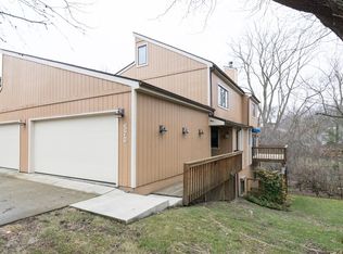 570 Glendale Cir, Ann Arbor, MI 48103