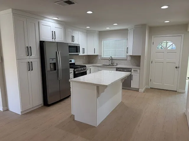 2541 McLaughlin Ave — Photo 10