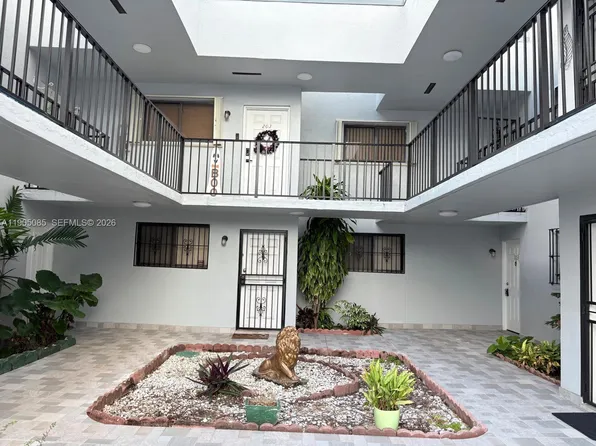 1290 W 41st St APT 203, Hialeah, FL 33012