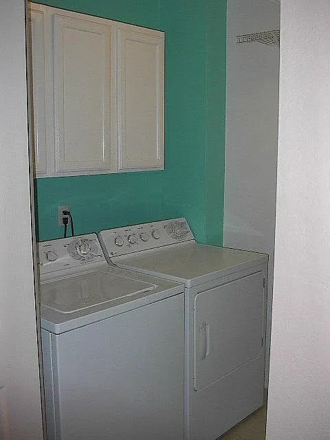 2 bed, 1060 sqft, $1,550 — Photo 3