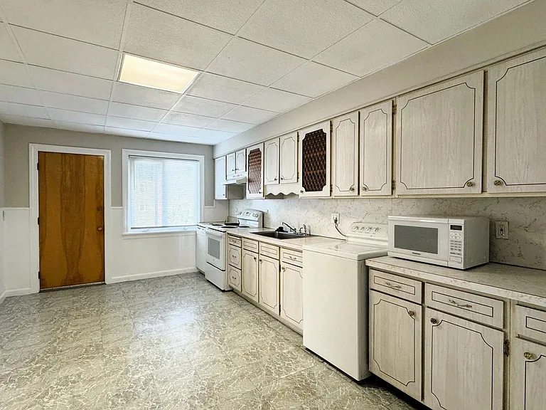 795 Cambridge St #1 — Photo 6