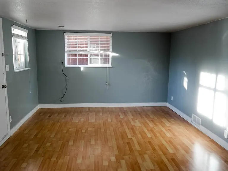 2110 King St — Photo 5