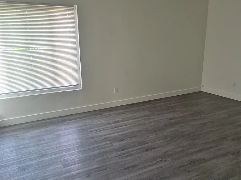 342 W Palm St #C — Photo 6
