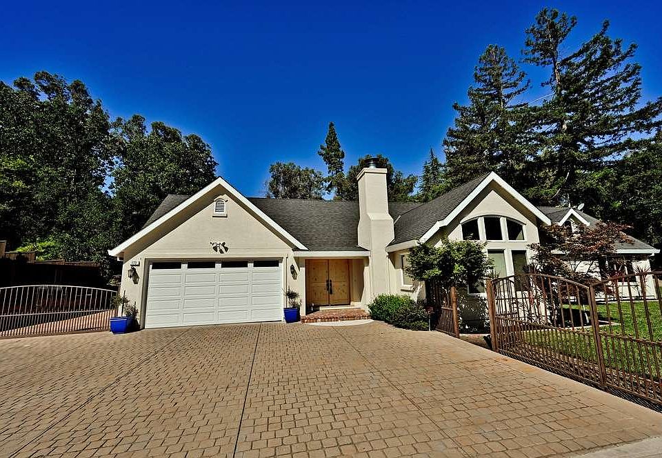 1st image of 173 Vernal Dr