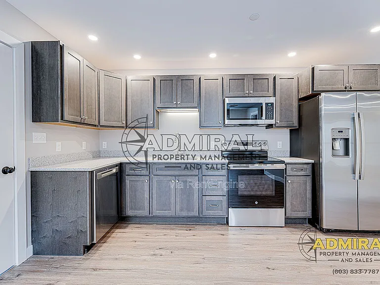 3 Strafford Rd #2 — Photo 4