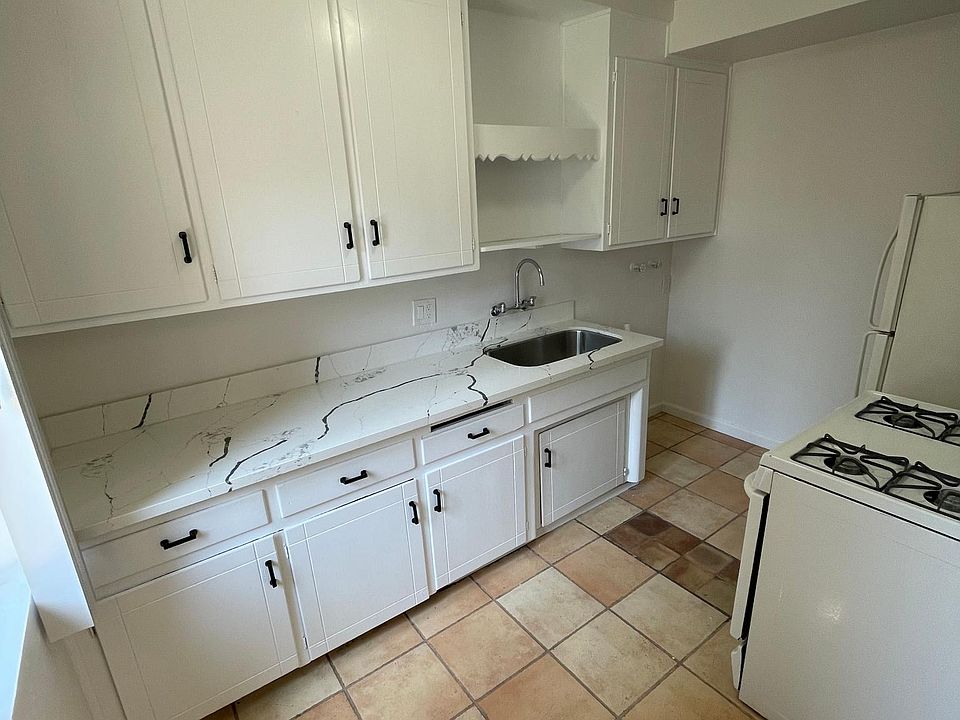 1st image of 4532 Bancroft St #4532