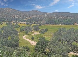 11945 W Faded Whistle Rd, Skull Valley, AZ 86338