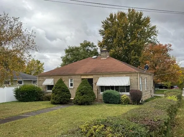 898 Fairview Ave, Galion, OH 44833