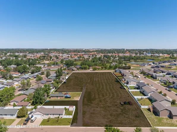 4th Ave SE, Dickinson, ND 58601