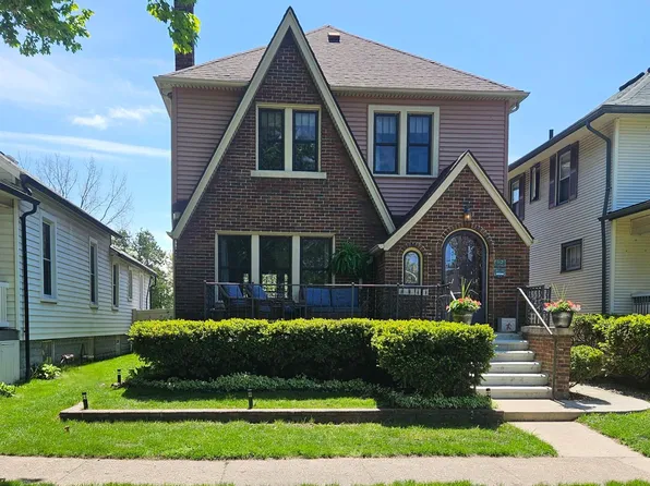 423 Maple St, Wyandotte, MI 48192