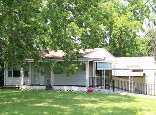 6652 Parkview Ave, Kansas City, KS 66104