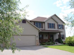 112 Lookout Pt, Buffalo, MN 55313