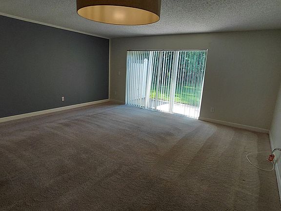 3rd image of 4921 Walden Cir #42