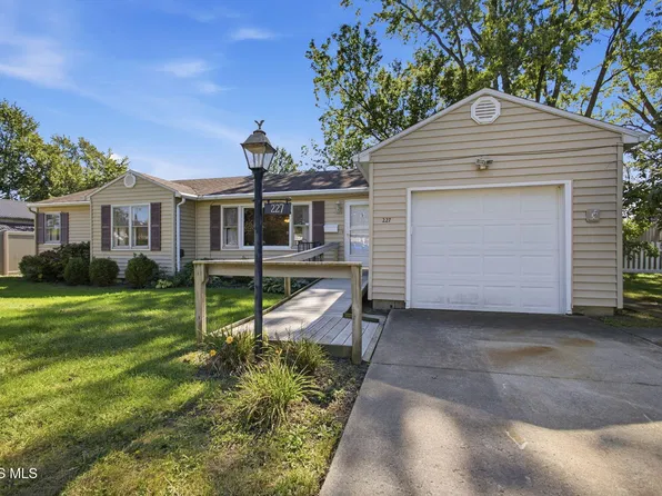 227 Elizabeth Ave, Findlay, OH 45840