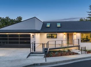 11583 Sunshine Ter, Studio City, CA 91604