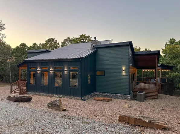 Hackney Hl, Wilburton, OK 74578