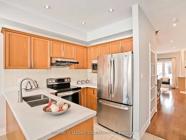 40 Kentley St — Photo 9