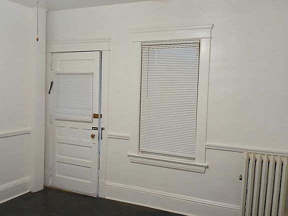 4th image of 2220 Murray Hill Rd #2