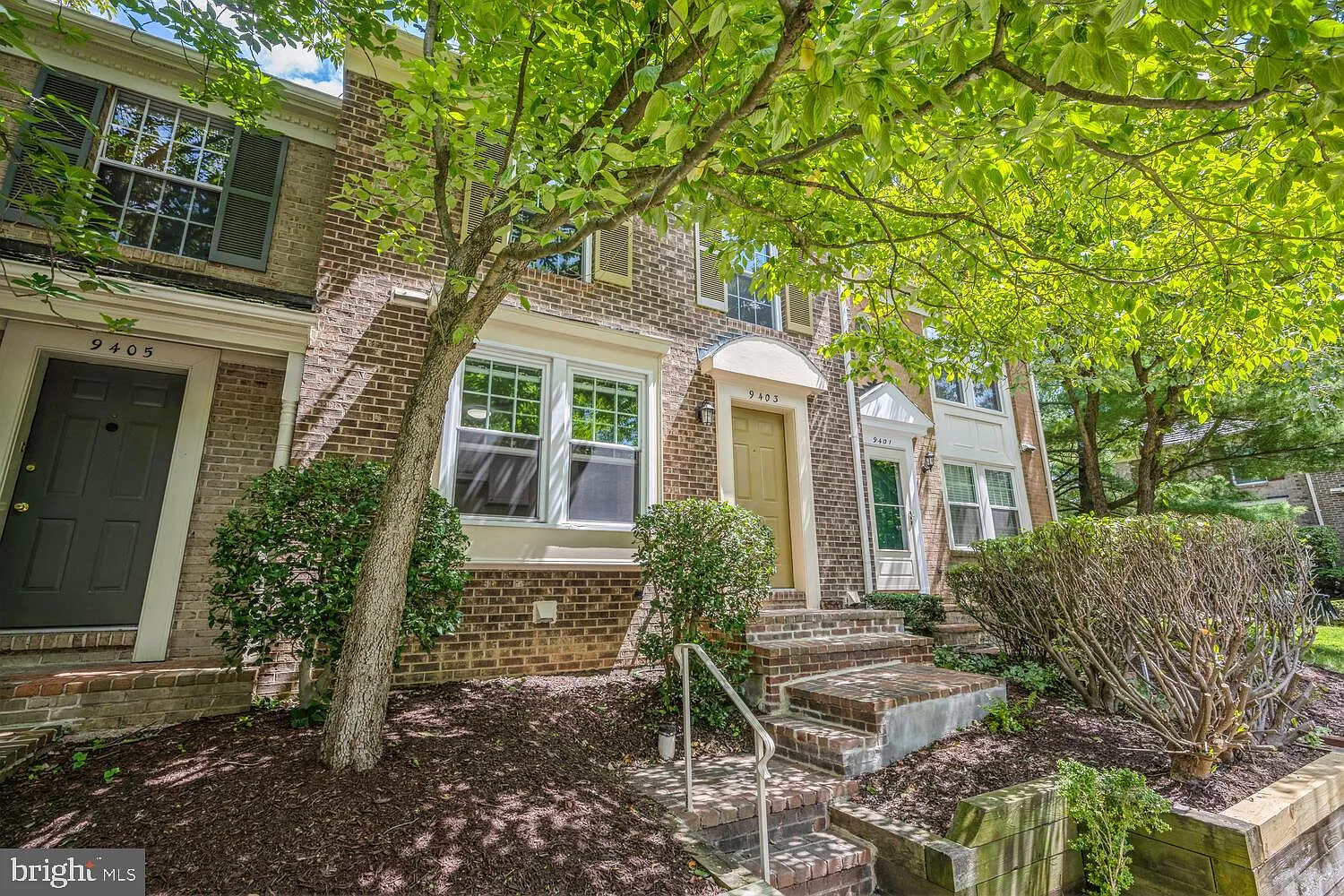 2 bed, 1.5 bath, 1064 sqft, $2,850 — Photo 1