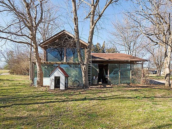 2nd image of 6120 New Beaver Creek Dr