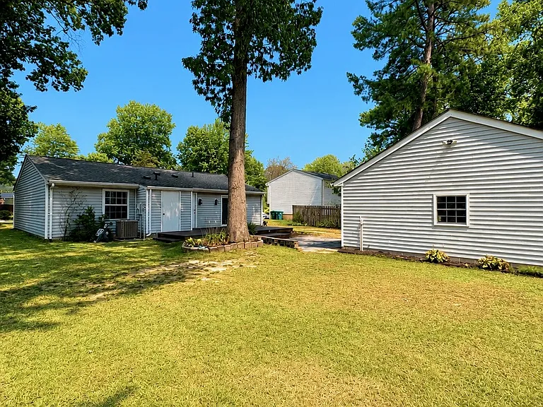 4309 Gladewater Rd — Photo 30