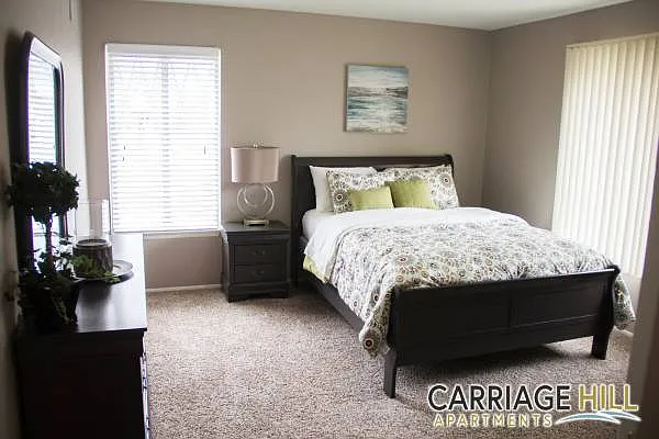 3 bed, 1365 sqft, $1,950 — Photo 2