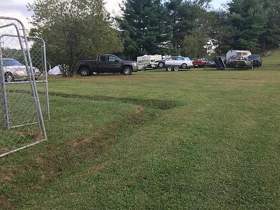 2nd image of 52 Rolling Acres Dr