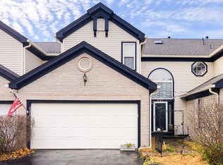 337 Kresswood Dr, West Chicago, IL 60185