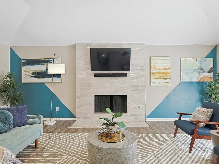 812 Green Brook Dr — Photo 12