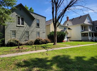 609 W Capitol Ave #4, Springfield, IL 62704