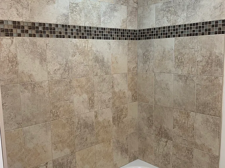 2534 Erie Ave #3 — Photo 24