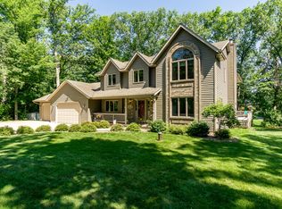 W2322 Majesta Ct, Watertown, WI 53094