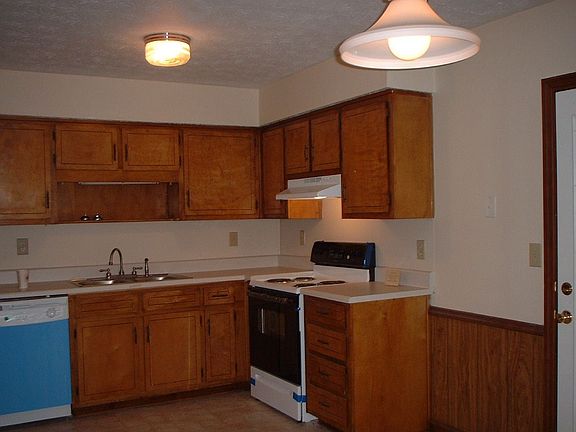 Large kitchen with eating space.