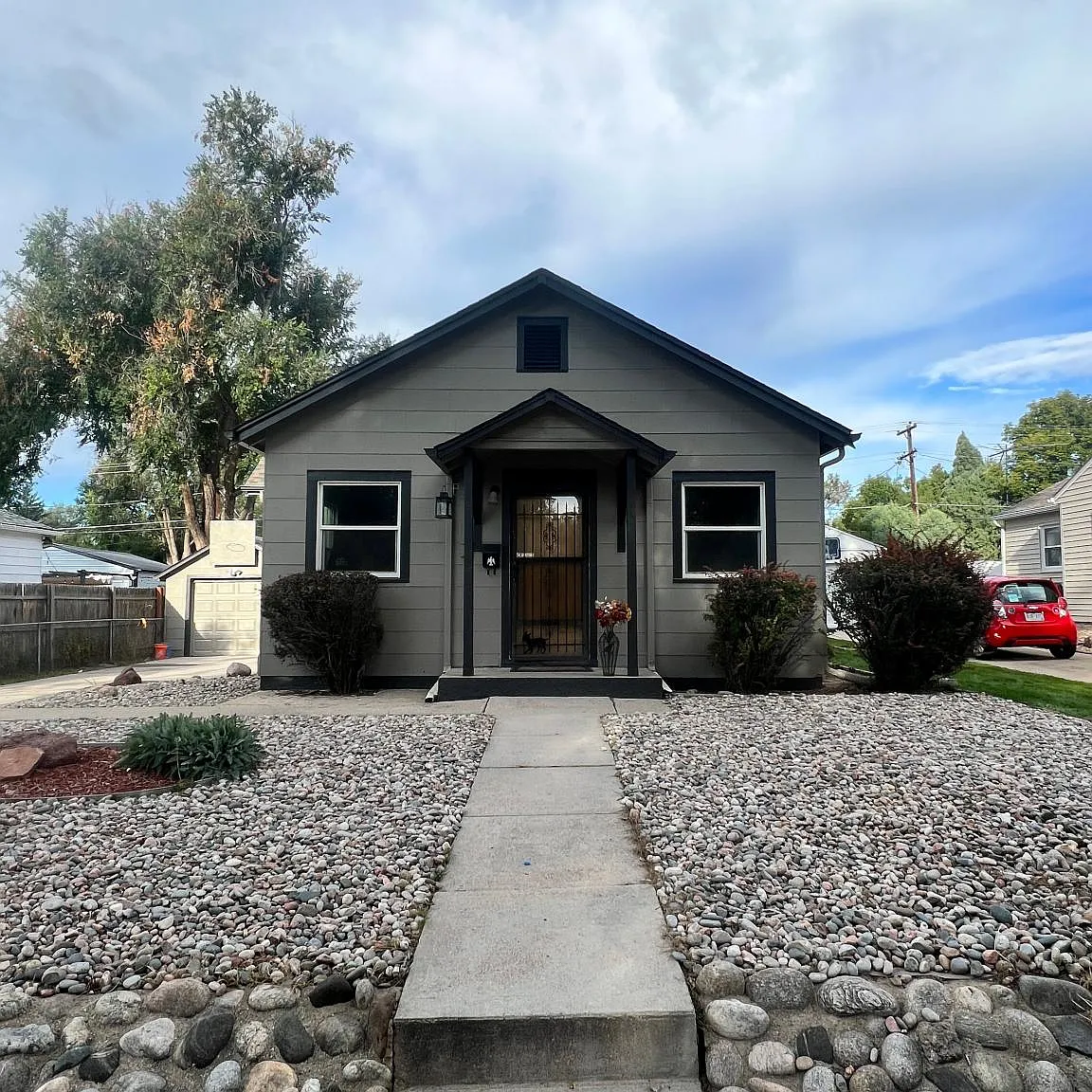 2 bed, 1192 sqft, $2,700 — Photo 1