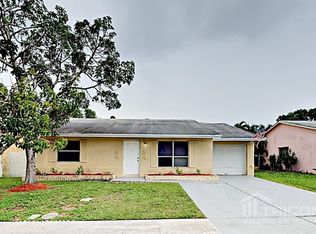 6150 Wauconda Way E, Lake Worth, FL 33463
