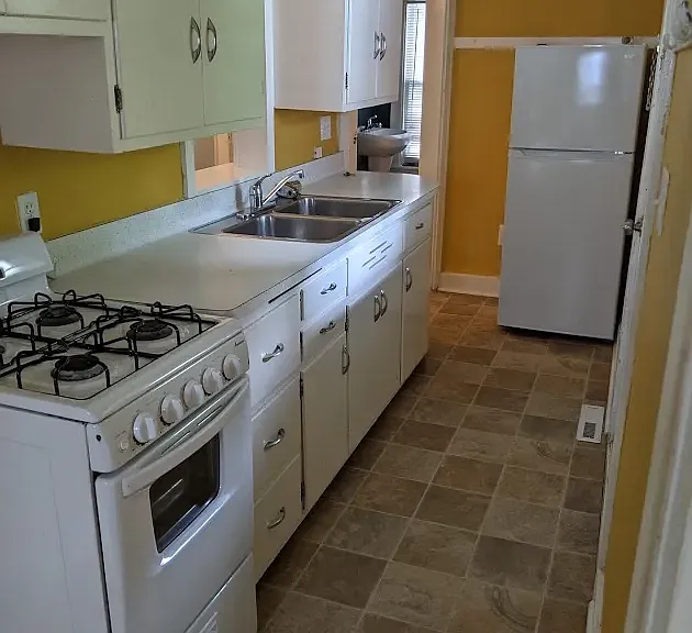 854 Terry Pl — Photo 8