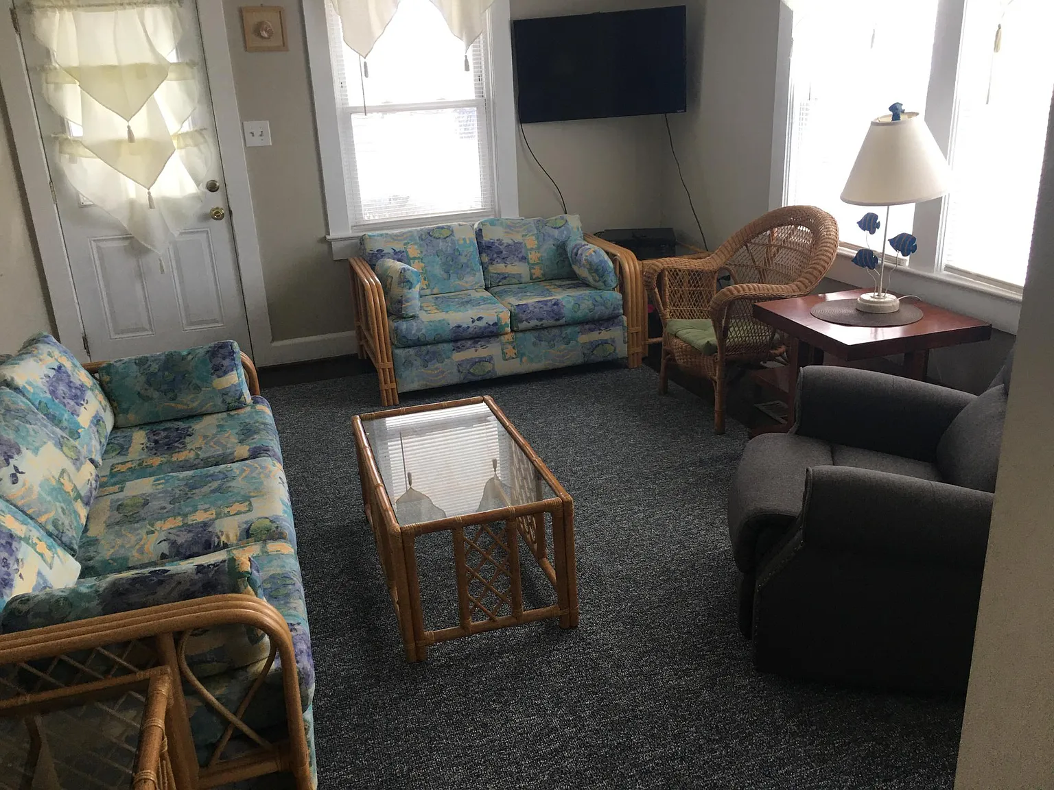 3 bed, 1944 sqft, $1,675 — Photo 3